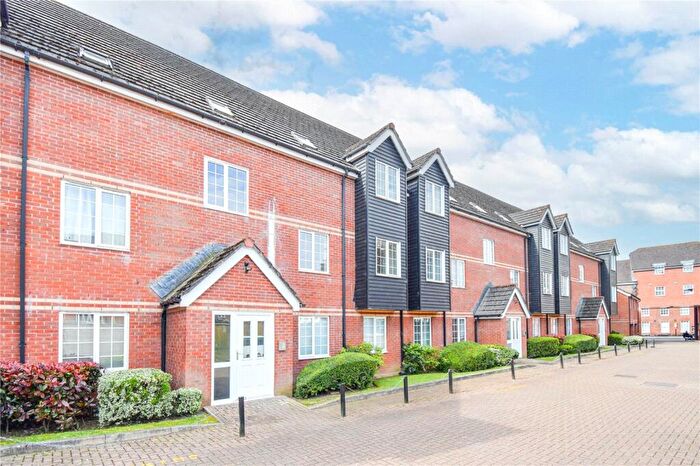 2 Bedroom Apartment To Rent In Bartholomew Street, Newbury, Berkshire, RG14