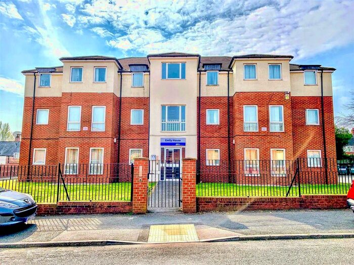 2 Bedroom Flat To Rent In Emily House, Lakes Road, Erdington, Birmingham, B23