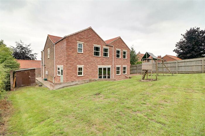 4 Bedroom Detached House For Sale In Main Street, Saxby-All-Saints, Brigg, Lincolnshire, DN20