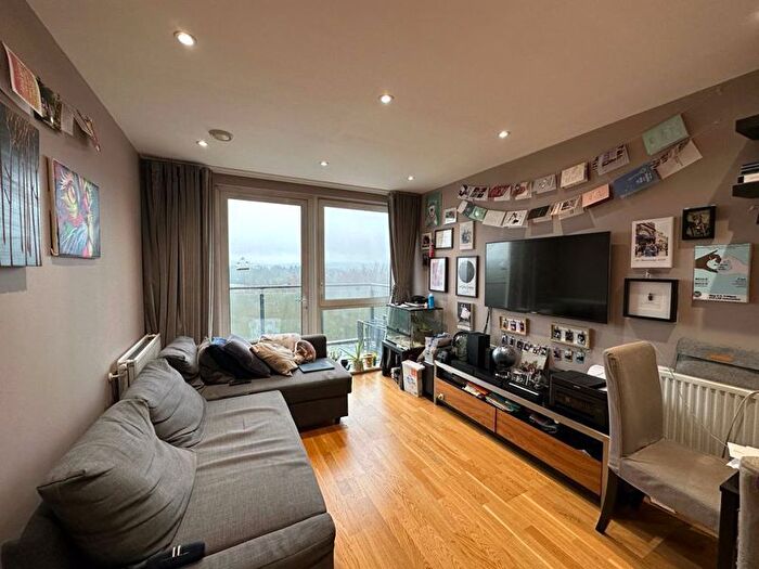 1 Bedroom Flat To Rent In London, HA8