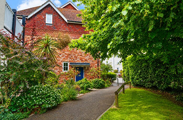 5 Bedroom End Of Terrace House For Sale In College Square, Westgate-On-Sea, CT8