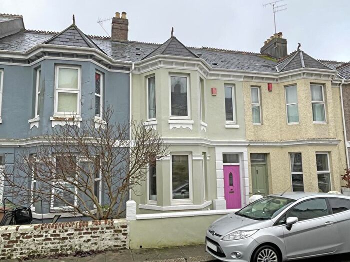 4 Bedroom Terraced House For Sale In Wesley Avenue, Peverell, Plymouth, PL3