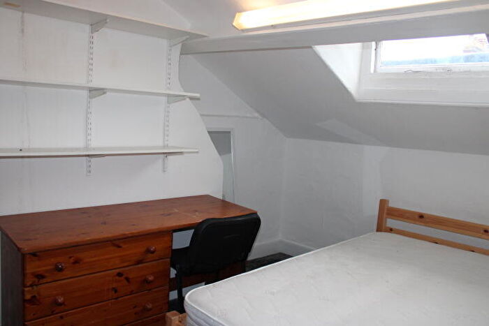 5 Bedroom House To Rent In Warwick Street, Leamington Spa, CV32