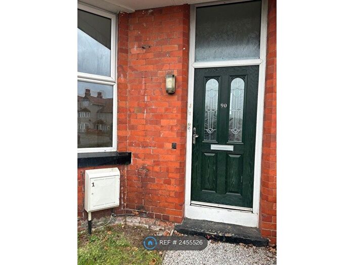 2 Bedroom Flat To Rent In Marine Road, Prestatyn, LL19