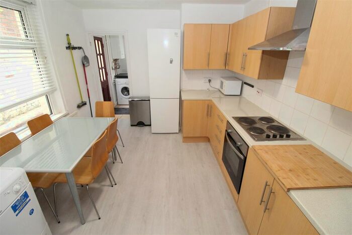 5 Bedroom Property To Rent In Salisbury Road, Cathays, Cardiff, CF24