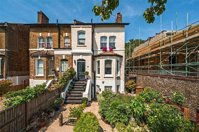 1 Bedroom Flat For Sale In Southbrook Road, London, SE12