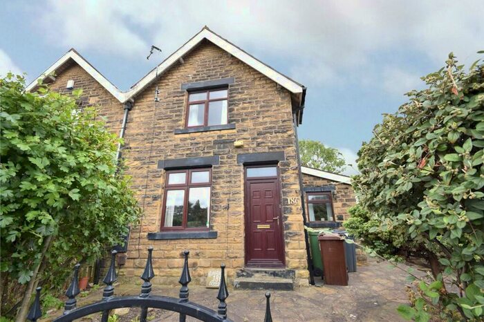 2 Bedroom Semi-Detached House To Rent In Wetherby Road, Leeds, West Yorkshire, LS8