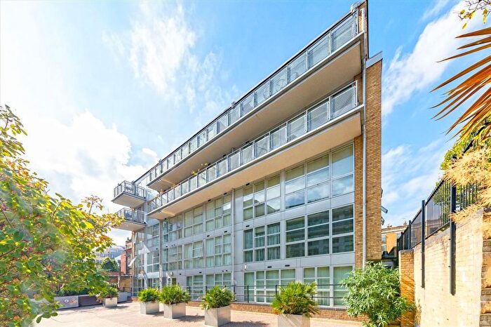 1 Bedroom Flat For Sale In Isaac Way, London Bridge, SE1
