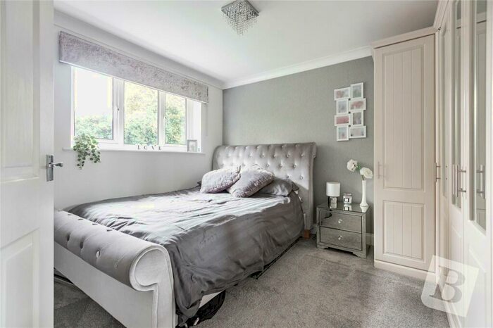 3 Bedroom Terraced House For Sale In Webster Close, Hornchurch, RM12