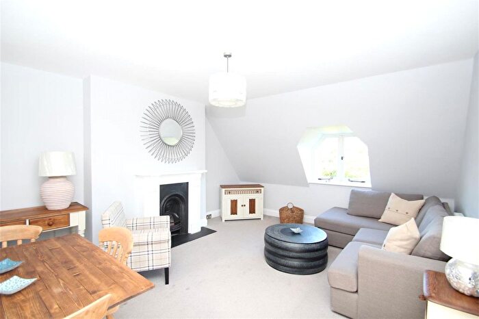1 Bedroom Flat To Rent In Melrose Road, London, SW18