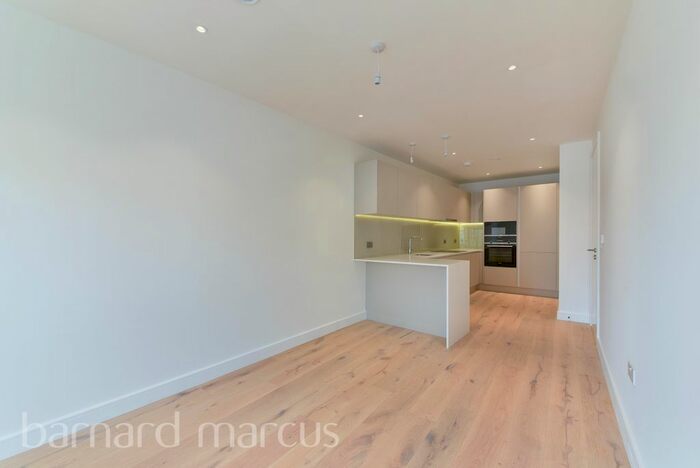 1 Bedroom Flat To Rent In Chiswick High Road, London, W4