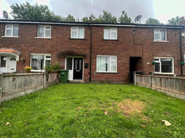 2 Bedroom Property To Rent In Sandringham Drive, Leigh, WN7
