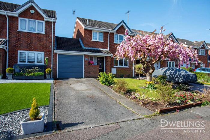 3 Bedroom Detached House For Sale In Lordswell Road, Burton-On-Trent, DE14