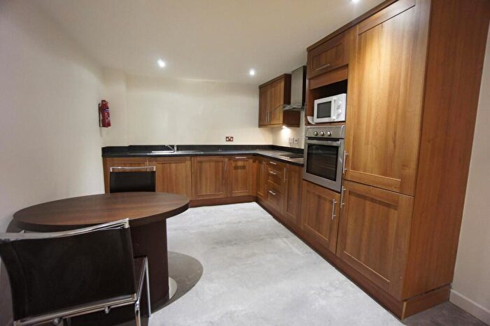 1 Bedroom Flat To Rent In Apt, Chapel Heights, Harcourt Road, S10