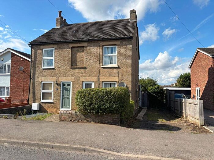 2 Bedroom Semi-Detached House To Rent In Potton Road, Biggleswade, SG18