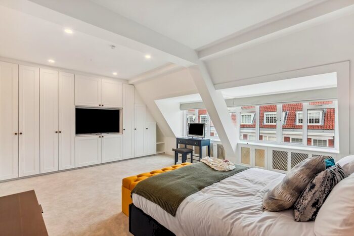 4 Bedroom Flat To Rent In Bryanston Court, George Street, W1H