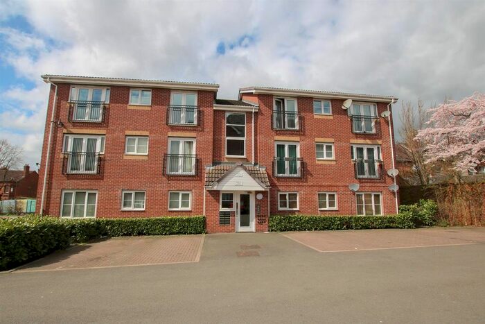 2 Bedroom Flat To Rent In Signet Square, Stoke, Coventry, CV2