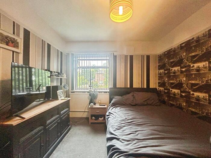 3 Bedroom End Of Terrace House For Sale In First Avenue, Swinton, Manchester, Greater Manchester, M27