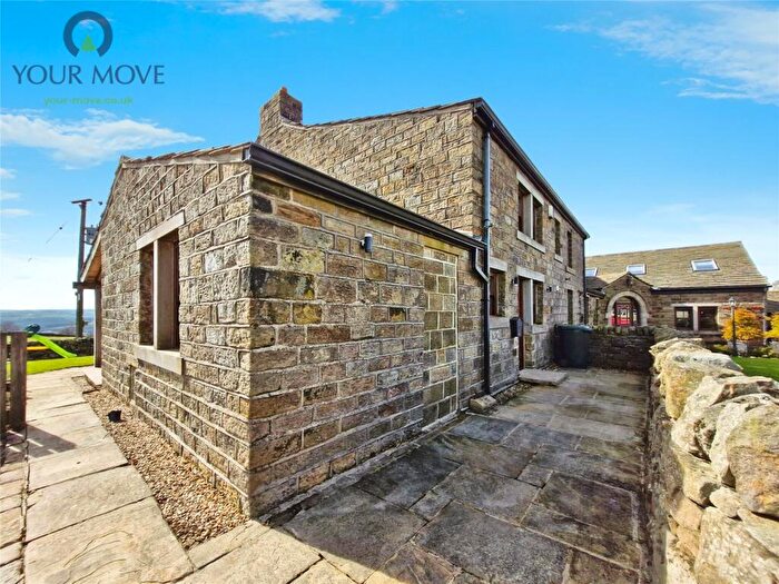 4 Bedroom Semi-Detached House To Rent In Upwood Lane, East Morton, Keighley, West Yorkshire, BD20