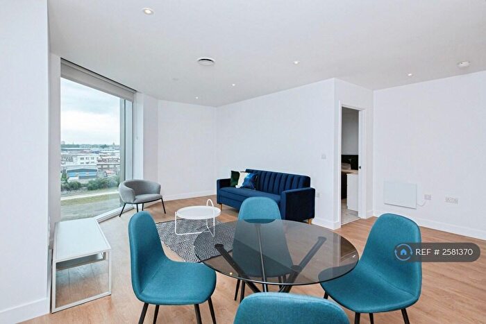 2 Bedroom Flat To Rent In Dantzic Street, Manchester, M4