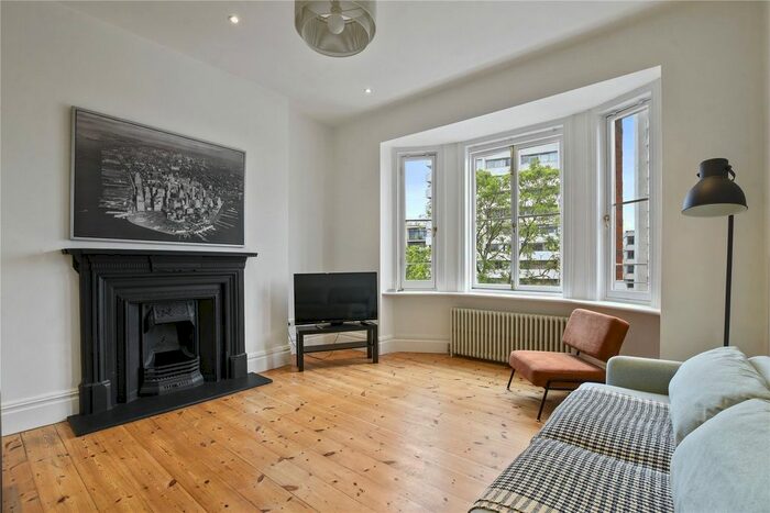 2 Bedroom Flat To Rent In Luxborough Street, London, W1U