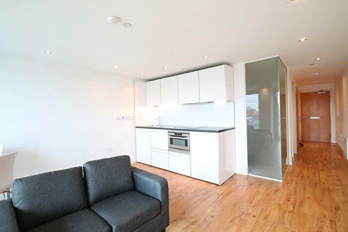 1 Bedroom Flat To Rent In Litmus Building, Huntingdon Street, Nottingham, NG1