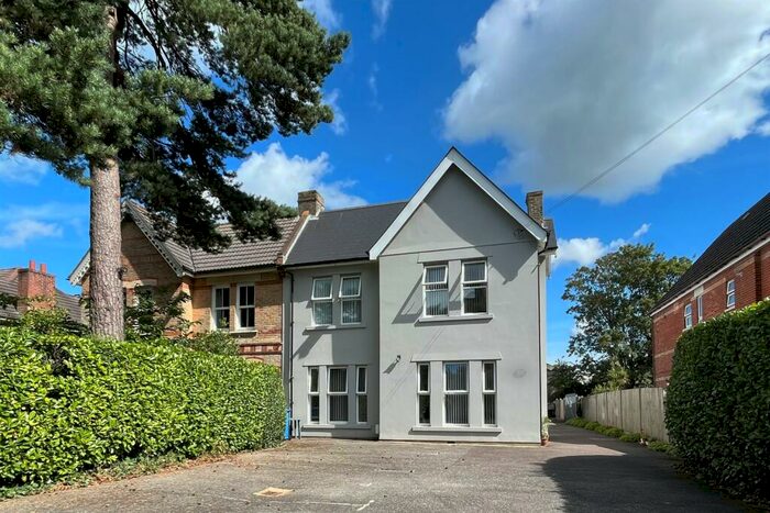 1 Bedroom Flat To Rent In Westbourne, BH12