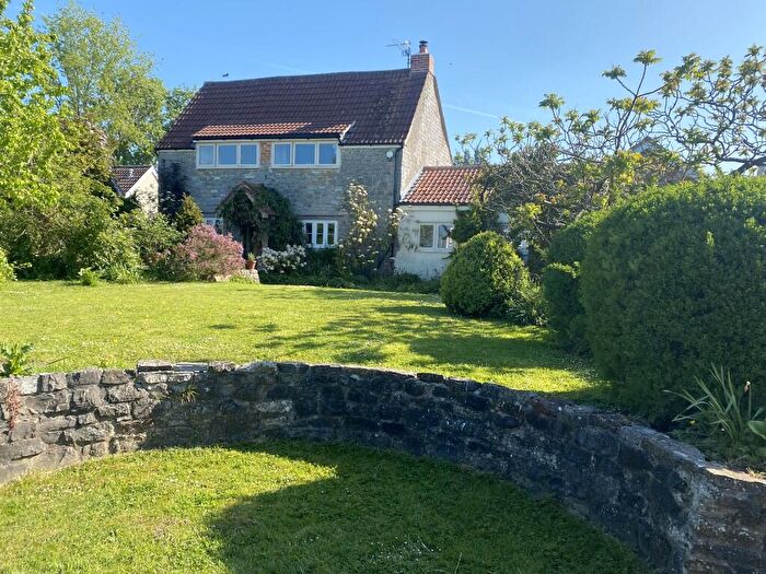 3 Bedroom Detached House For Sale In Sutton, Castle Cary, BA4