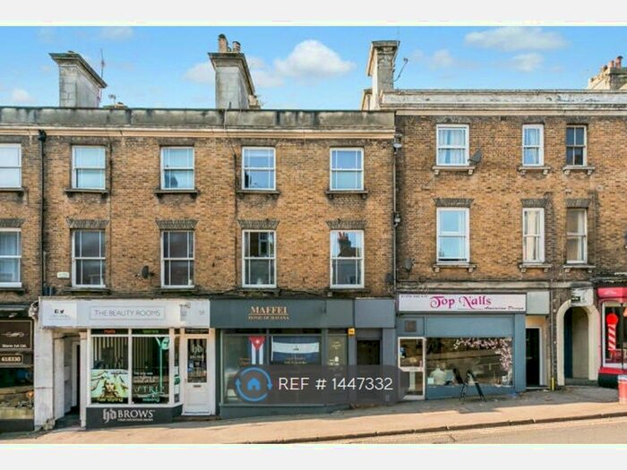 3 Bedroom Flat To Rent In Grosvenor Road, Tunbridge Wells, TN1