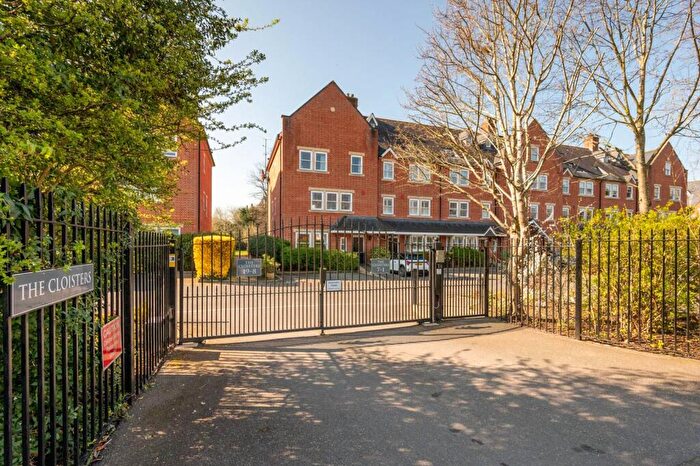 4 Bedroom Terraced House For Sale In Bridgeman Drive, Windsor, SL4