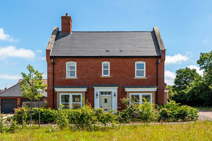 4 Bedroom Detached House For Sale In Sheep Fair Lane, Overton, Hampshire, RG25