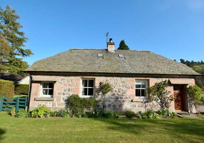 3 Bedroom Cottage For Sale In Conicavel, Darnaway, Forres, IV36