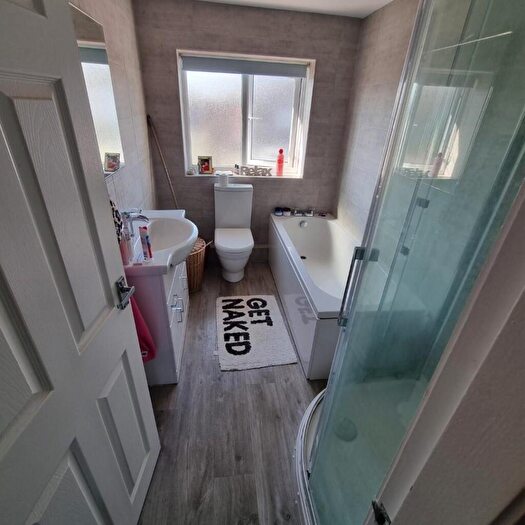 1 Bedroom Apartment To Rent In Marian Drive, Great Boughton, CH3