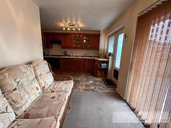 2 Bedroom Semi-Detached House For Sale In Tylcha Fach Estate, Porth, Rhondda Cynon Taff, CF39