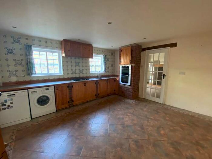 4 Bedroom Mixed Use Commercial Property For Sale In 18 Market Place