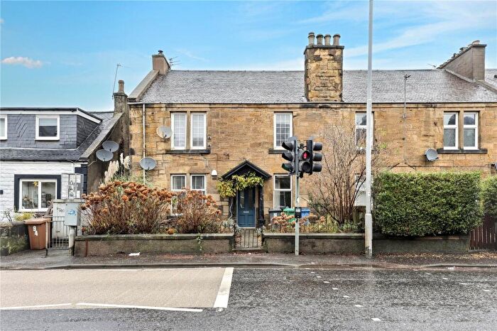 3 Bedroom Flat For Sale In Appin Crescent, Dunfermline, KY12