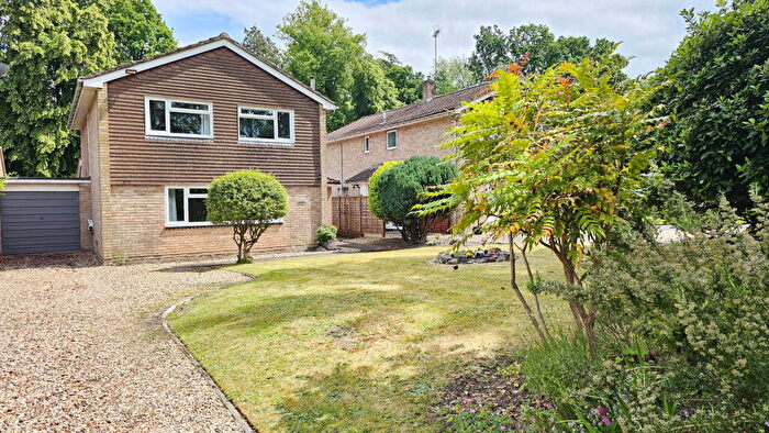 4 Bedroom Detached House For Sale In Penwood Heights, Highclere, RG20