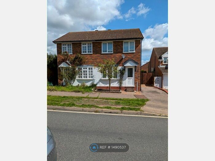 2 Bedroom Semi-Detached House To Rent In Gainsborough Drive, Lawford, Manningtree, CO11