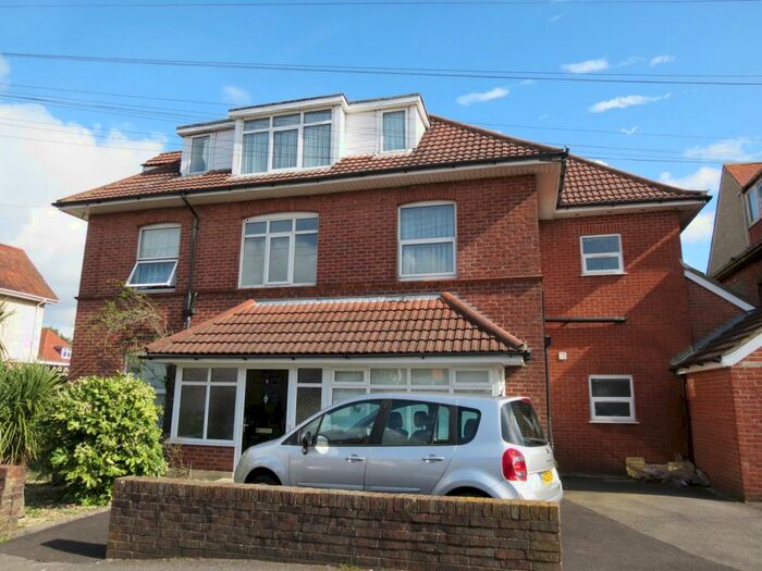 Studio To Rent In Bedroom First Floor Studio In Queens Park, BH8