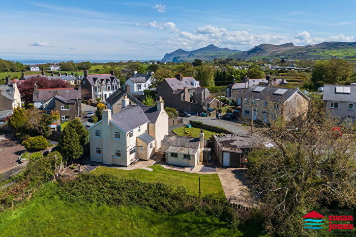 4 Bedroom Detached House For Sale In Lon Cyttun, Morfa Nefyn, LL53