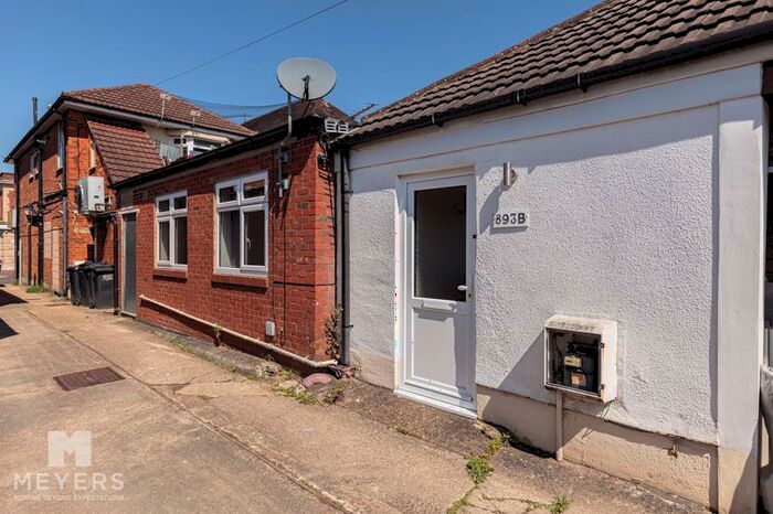 1 Bedroom Flat To Rent In Wimborne Road, Bournemouth, BH9