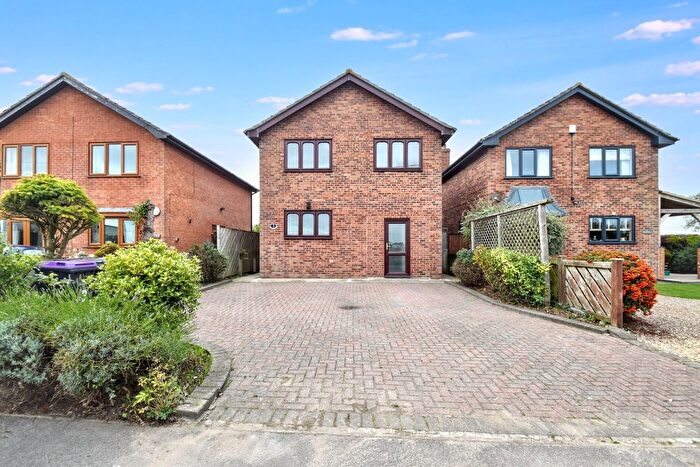 3 Bedroom Terraced House For Sale In Croft Lane, Croft, PE24