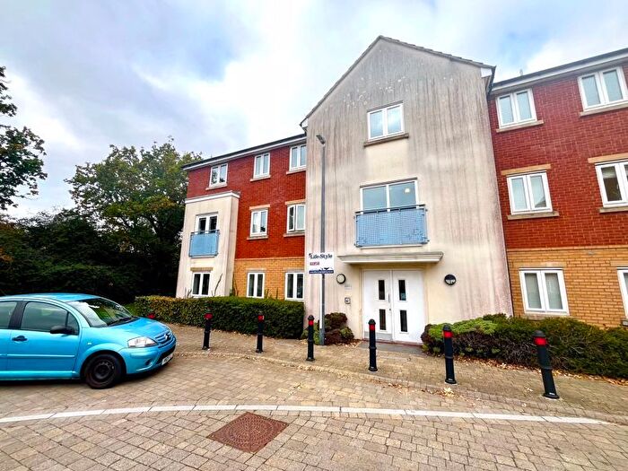 2 Bedroom Flat To Rent In Hornbeam Close, Bristol, BS32
