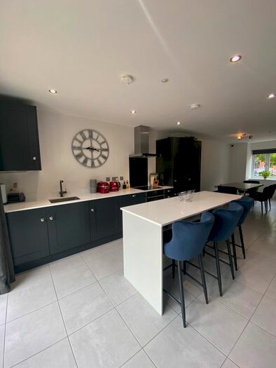 3 Bedroom Terraced House To Rent In Finkle Street, Hull, HU1