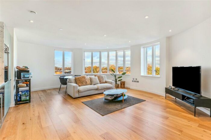 2 Bedroom Flat To Rent In Esther Anne Place, London, N1