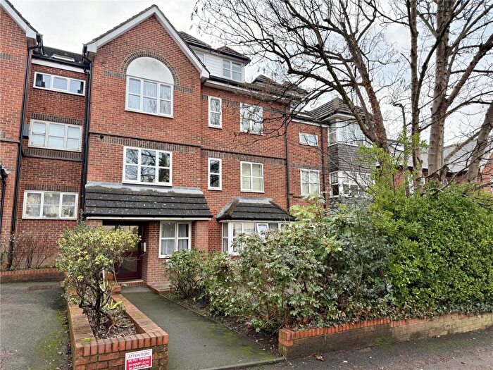 1 Bedroom Apartment To Rent In Cedar Road, Sutton, SM2