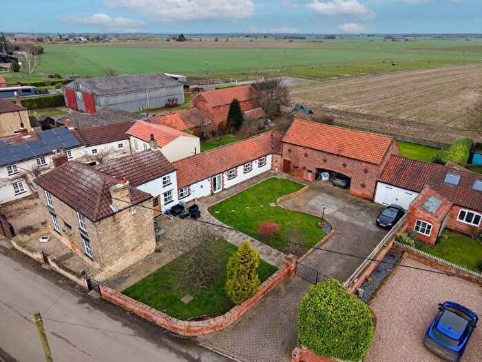 4 Bedroom Detached House For Sale In High Street, East Ferry, DN21