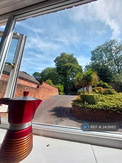 2 Bedroom Flat To Rent In Wheeleys Road, Birmingham, B15