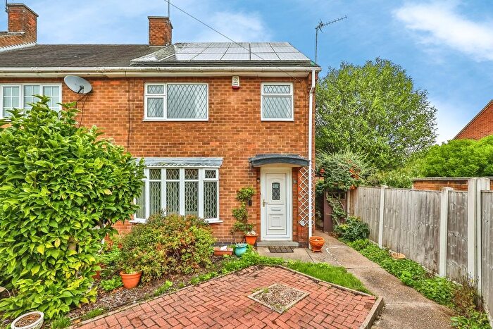 3 Bedroom End Of Terrace House For Sale In Dunsby Close, Nottingham, Nottinghamshire, NG11