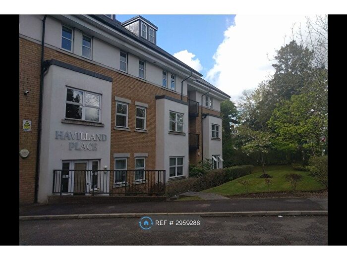 2 Bedroom Flat To Rent In Linkfield Lane, Redhill, RH1